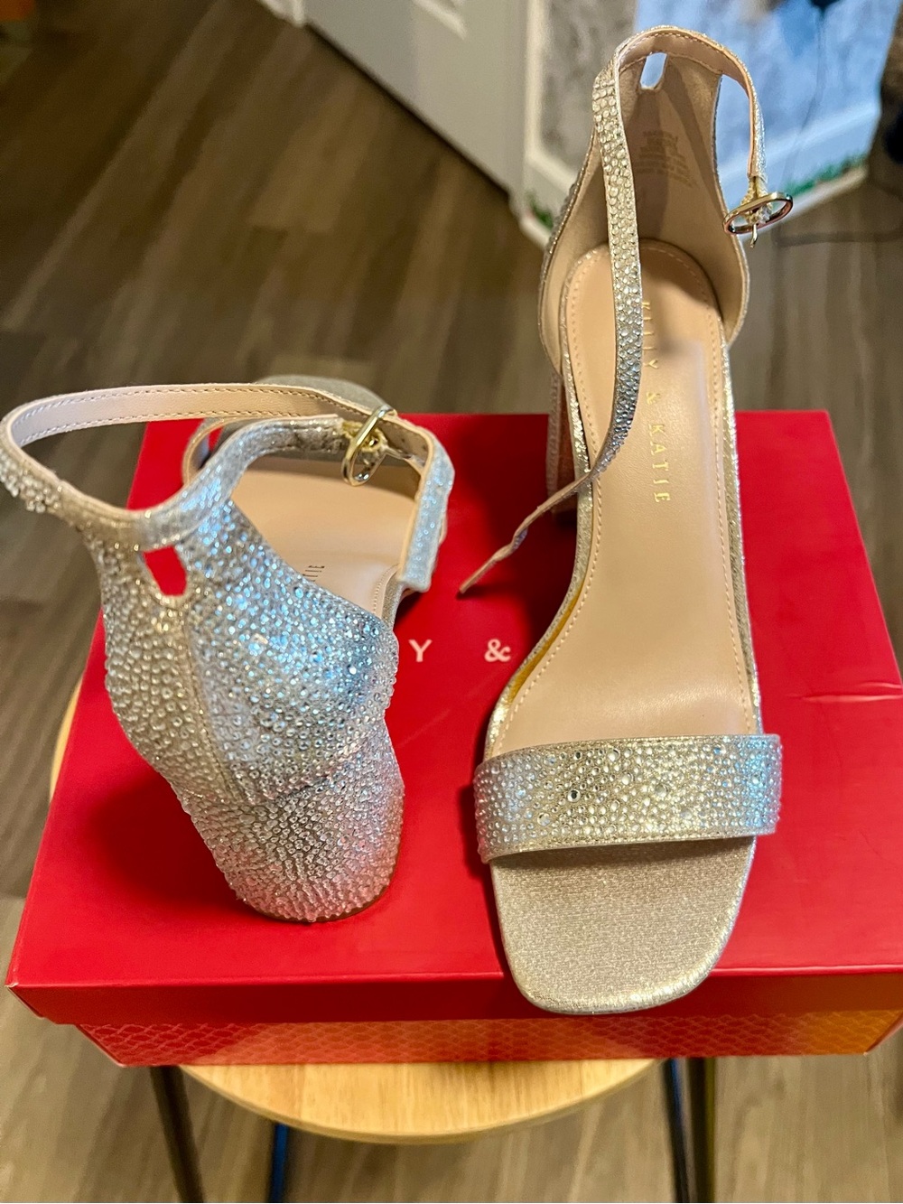 Kelly& Katie Block Heel Sandals